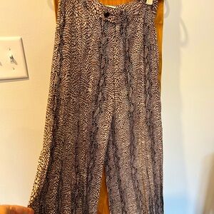 Anthropologie Animal Print Cropped Wide Leg Palazzo Pants Size 2